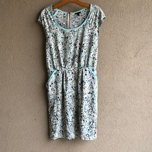 Gorgeous Cap Sleeve Dress with Zipper and Pockets